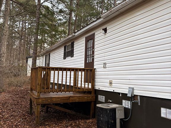 3rd image of 300 Oak Hill Dr #27