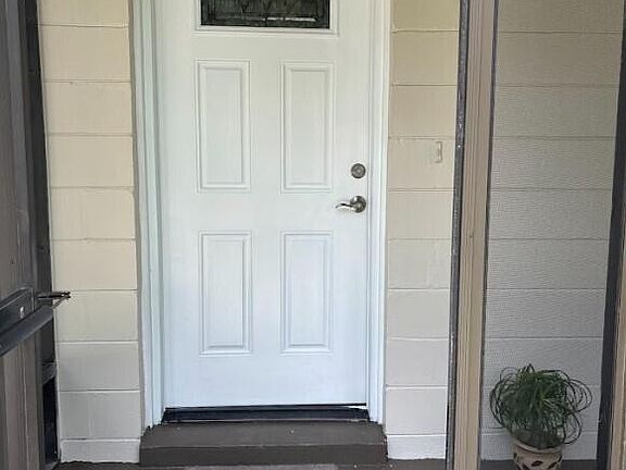 2nd image of 10622 AKERS Drive N
