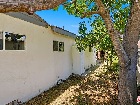 4th image of 3117 Virginia Ave
