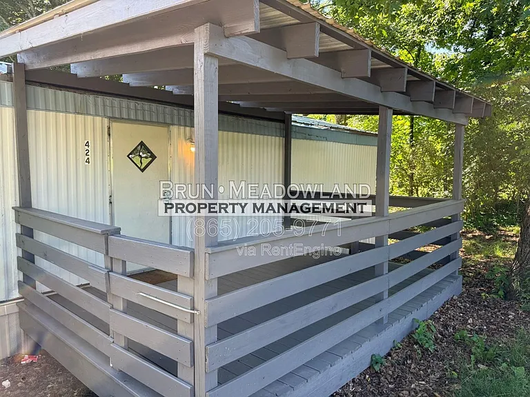 424 Patterson Rd — Photo 4