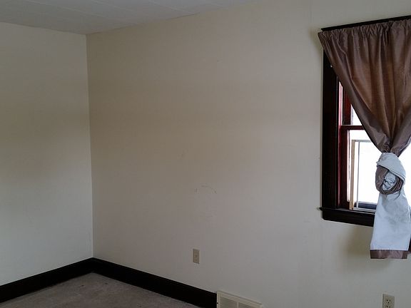 3rd image of 550 24th St