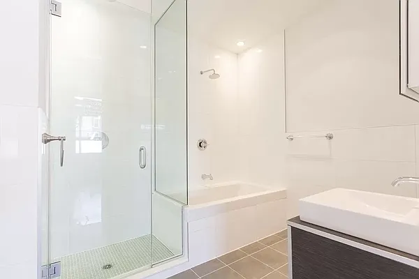 Rented by The Agency | media 5