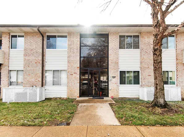 10080 Sakura Dr APT 13, Saint Louis, MO 63128