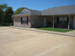 134 W Briarmeadow St, Farmington, AR 72730