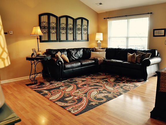 2nd image of 8812 Spindlewood Ln