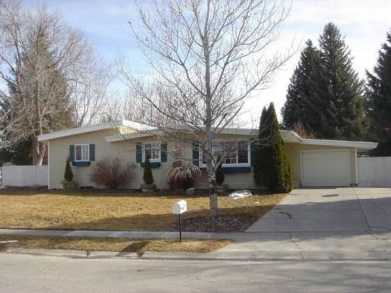 1st image of 624 Starlite Ave