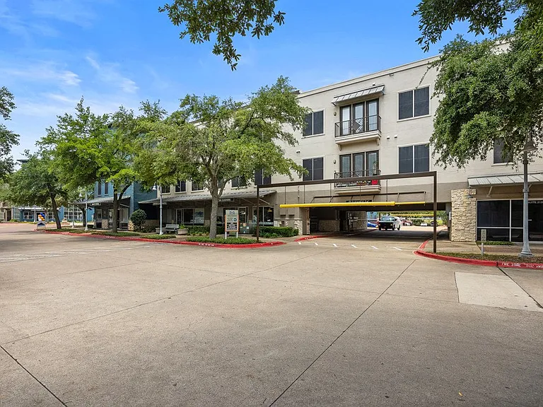 Artisan Apartments & Shops