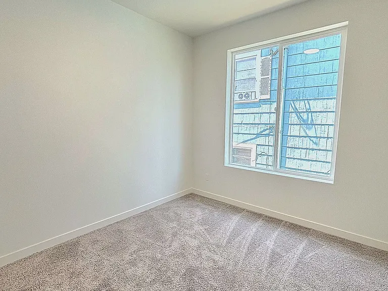 L0628 — Photo 11