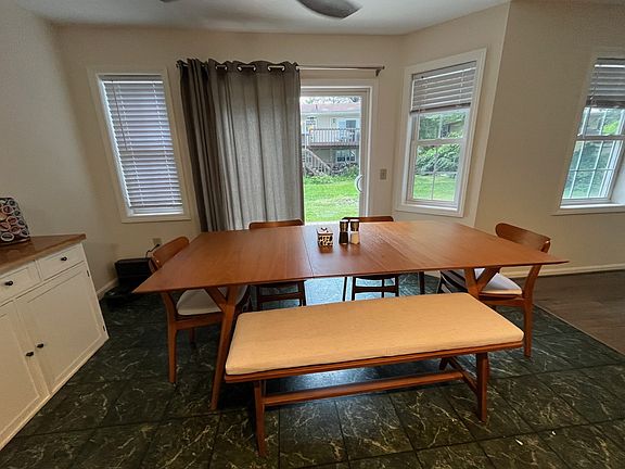 5th image of 6 Slocum St