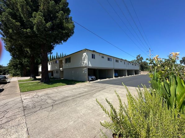 1790 School St APT C