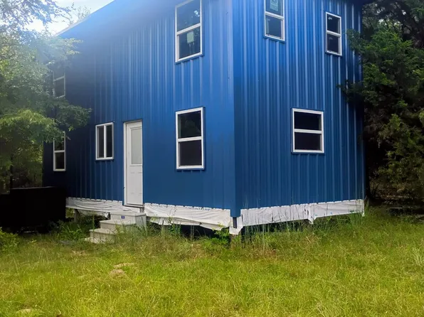 1846 E 2090th Rd, Hugo, OK 74743
