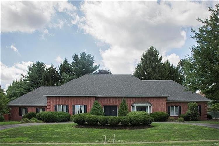 1st image of 1246 Firethorne Dr