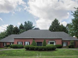 1246 Firethorne Dr, Easton, PA 18045