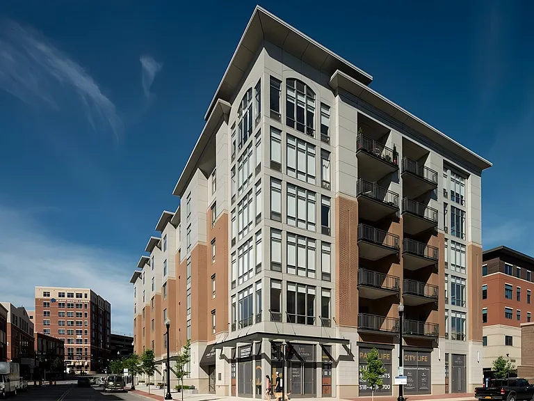 Park South — Photo 20