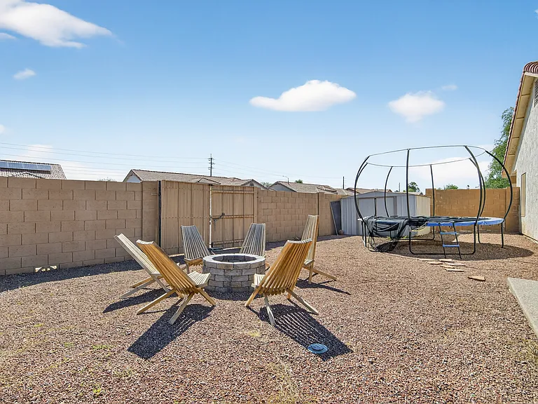 1682 E Kielly Ln — Photo 47