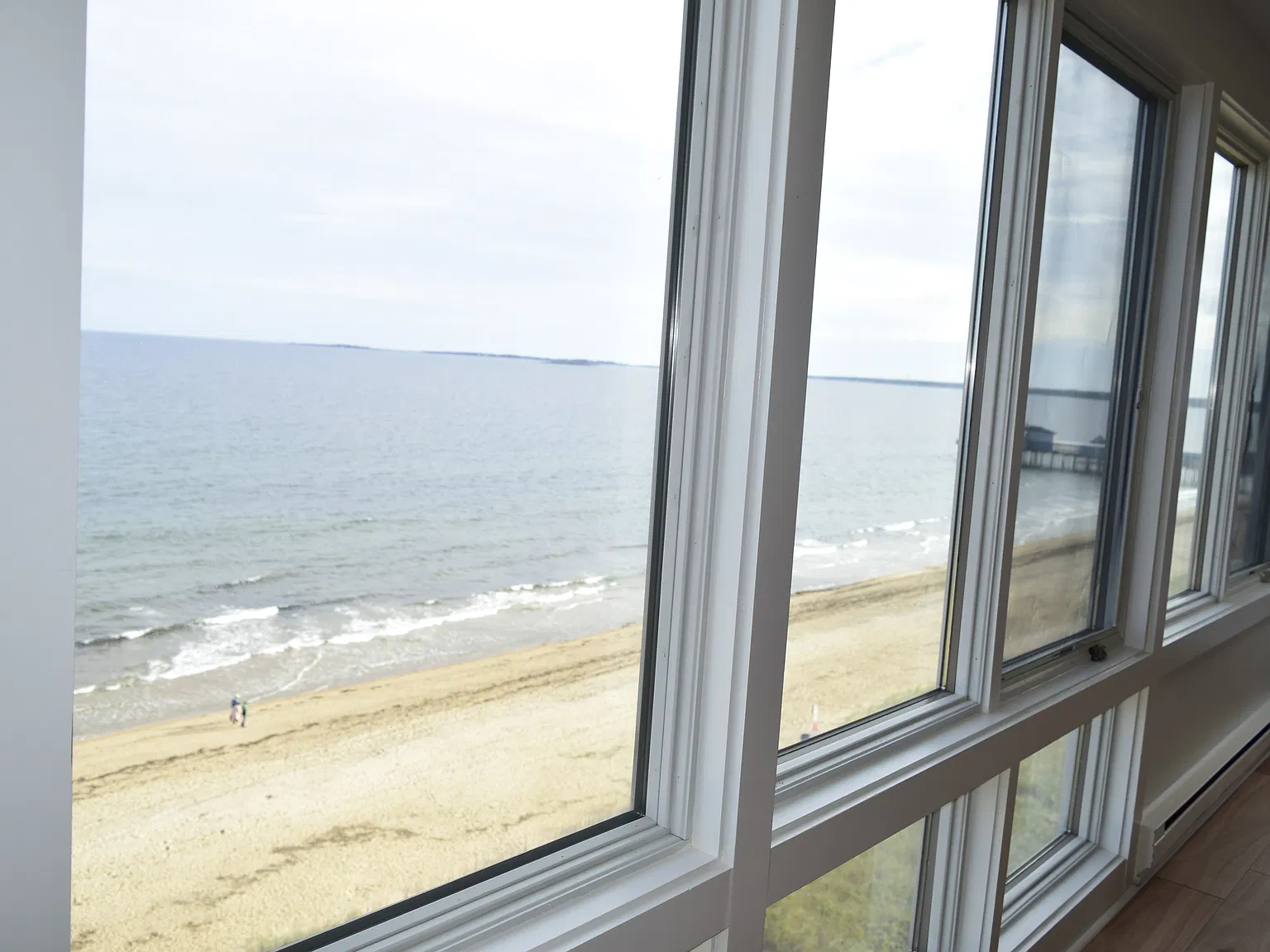 2 bed, 1630 sqft, $4,000 — Photo 4