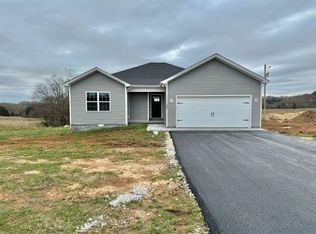 1604 Mount Olivet Girkin Rd, Bowling Green, KY 42101