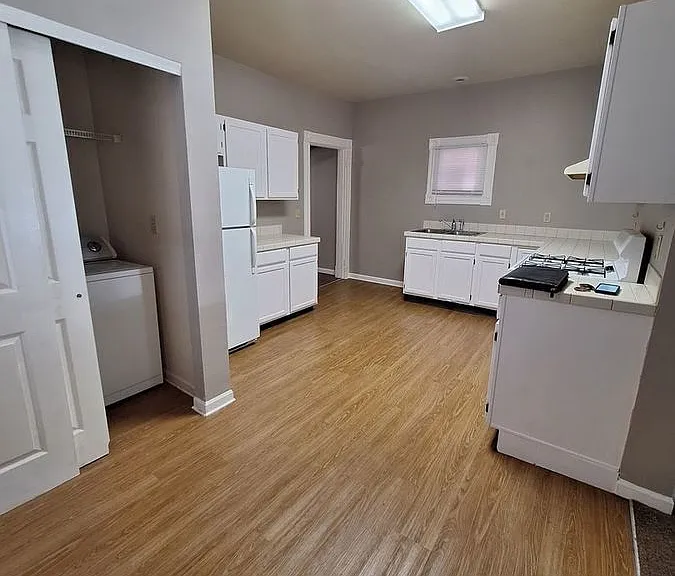 207 E Southern Ave #1 — Photo 8