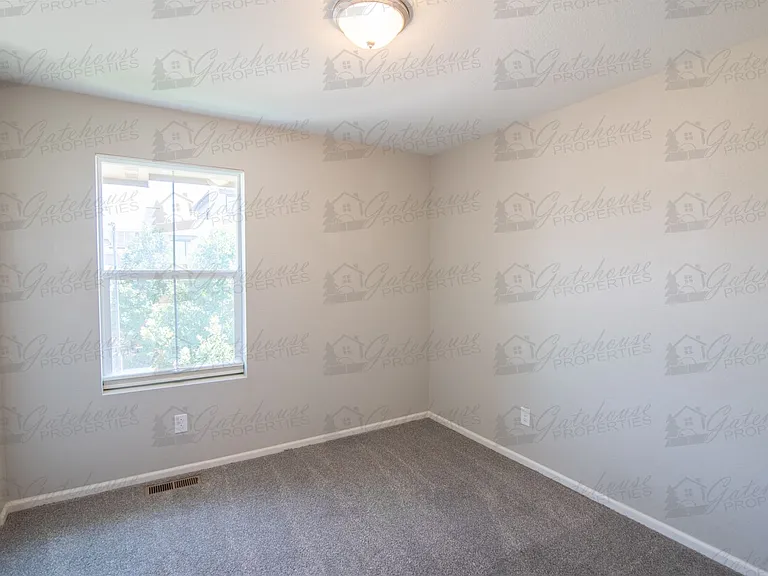 10294 E 59th Ave — Photo 33