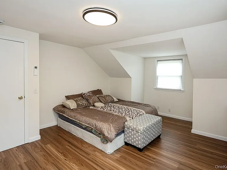 242 Clinton Rd — Photo 24