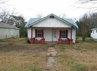 2419 Mentor Rd, Louisville, TN 37777