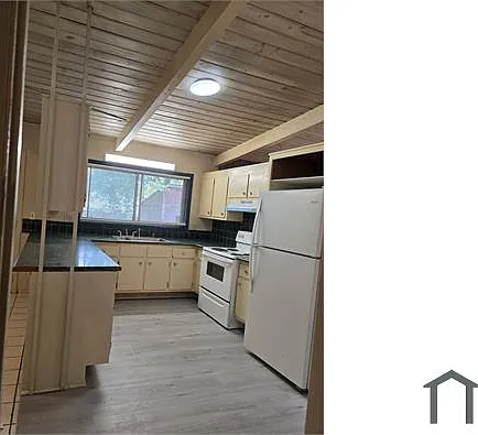 4 bed, 2183 sqft, $1,900 — Photo 4