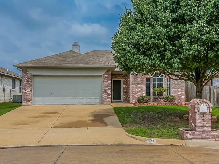 6416 Freshwater Ln — Photo 1