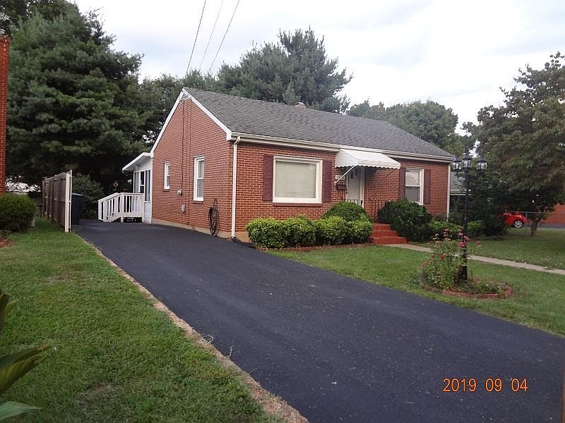 1st image of 3448 Oaklawn Ave NW