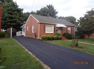 3448 Oaklawn Ave NW, Roanoke, VA 24012