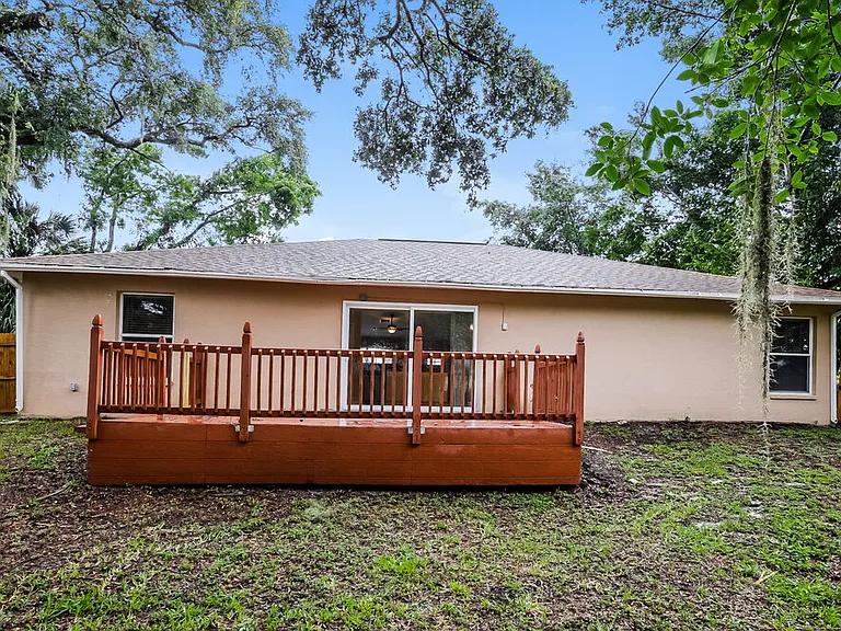 719 Rue Labeau Cir — Photo 16