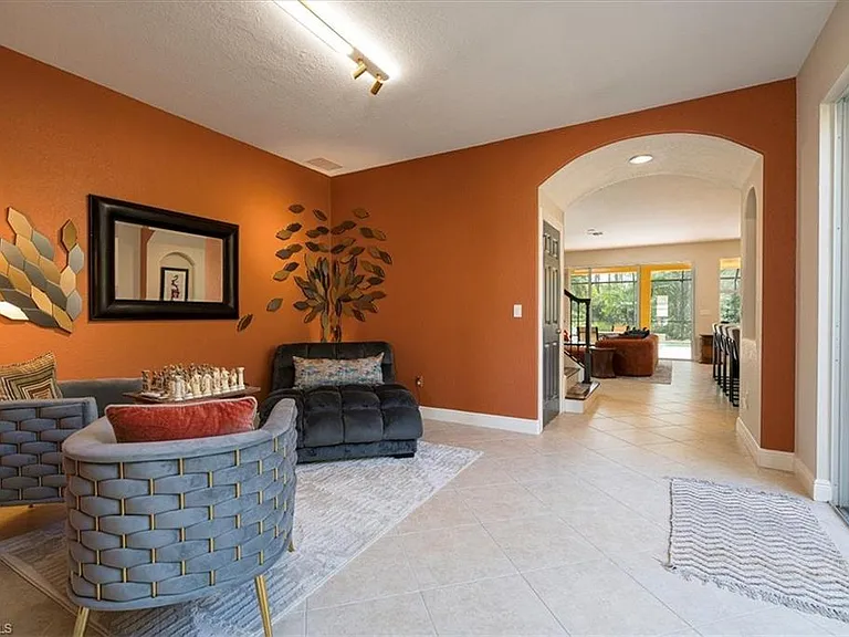 7703 Martino Cir — Photo 13