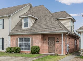 1434 Amberley Woods Cv, Helena, AL 35080