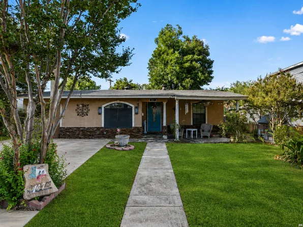 147 Gazel, San Antonio, TX 78213