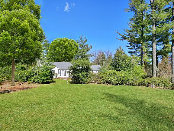 4th image of 14 Dewart Rd