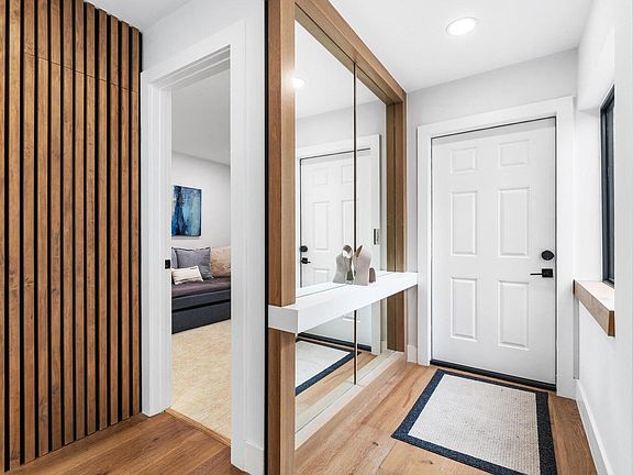 4th image of 541 N Ocean Boulevard #5610