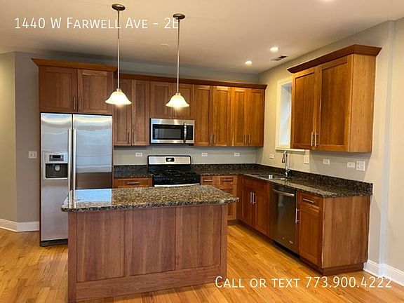 4th image of 1440 W Farwell Ave APT 2E