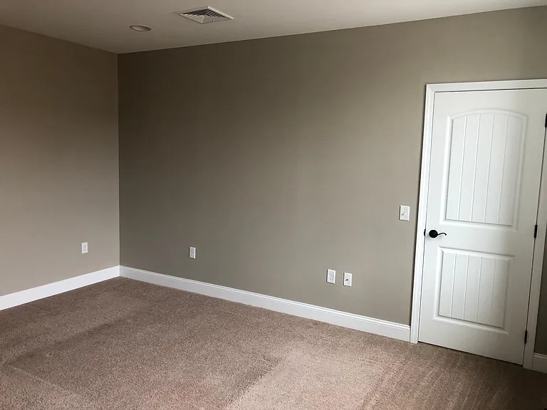 11 W Market St #405 — Photo 8