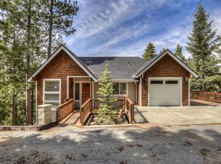 807 Golf Corse Rd, Lake Arrowhead, CA 92352