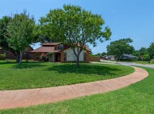 405 Country Side Trl, Edmond, OK 73012