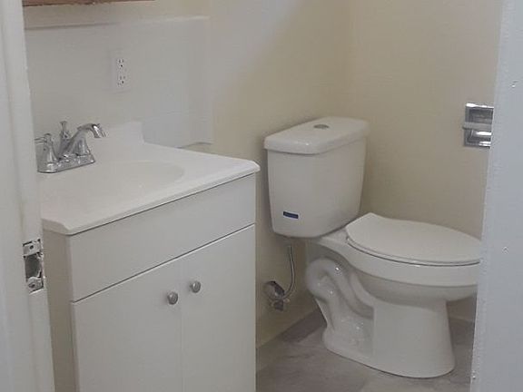 4th image of 400 F St #410