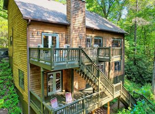 165 Chickasaw Ln, Rabun Gap, GA 30568