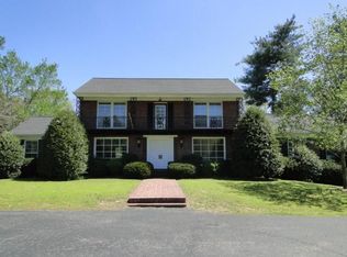 6104 Hillsboro Pike, Nashville, TN 37215