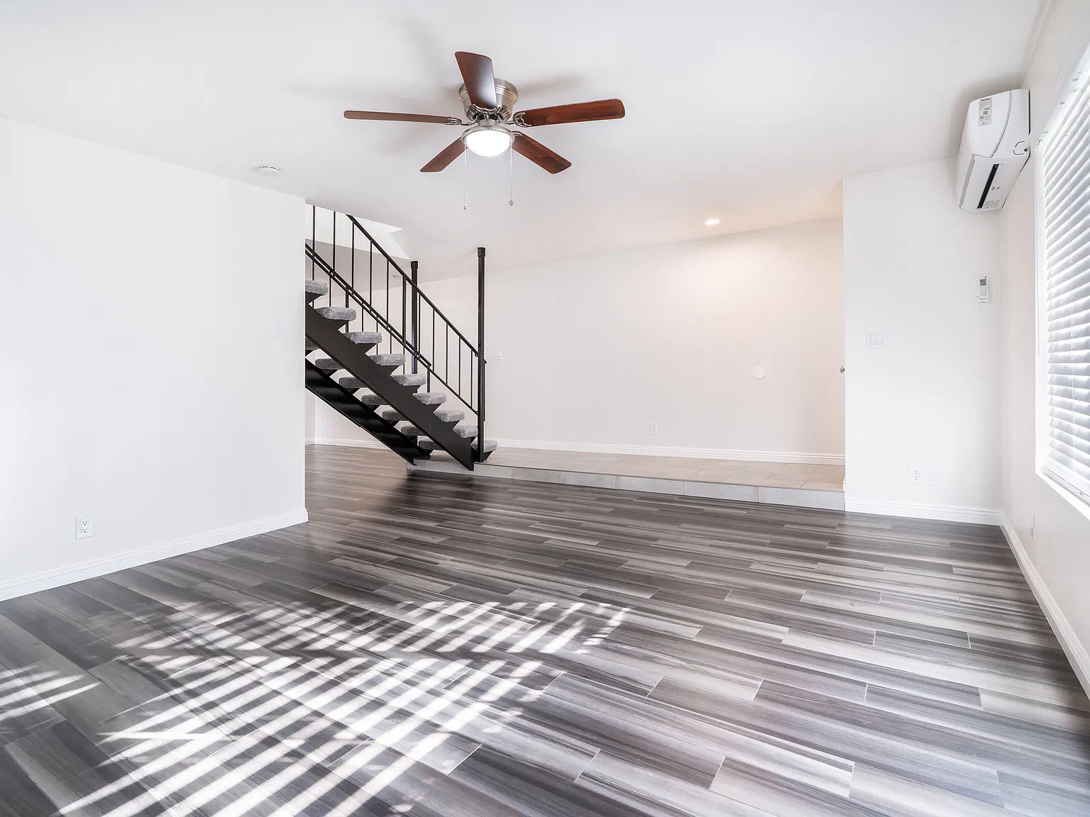 2 bed, 1.5 bath, 1284 sqft, $3,200 — Photo 3
