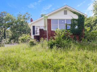 820 Clover Dr, Birmingham, AL 35214