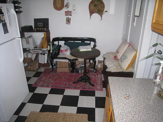 Rented by Alexiou Realty | media 5