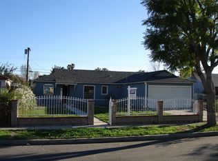 17800 Arminta St, Reseda, CA 91335