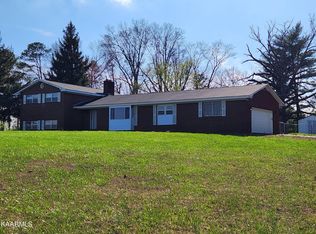 755 Lovecrest Dr, Maryville, TN 37801