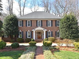 308 Banbury Rd, Winston Salem, NC 27104