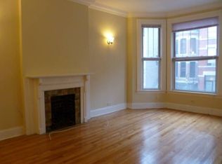 2112 N Clark St, Chicago, IL 60614