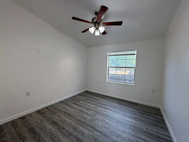 4420 Magin Meadow Dr — Photo 8